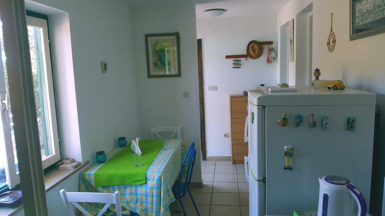 Vacation House "Pave" ポヴィヤ エクステリア 写真